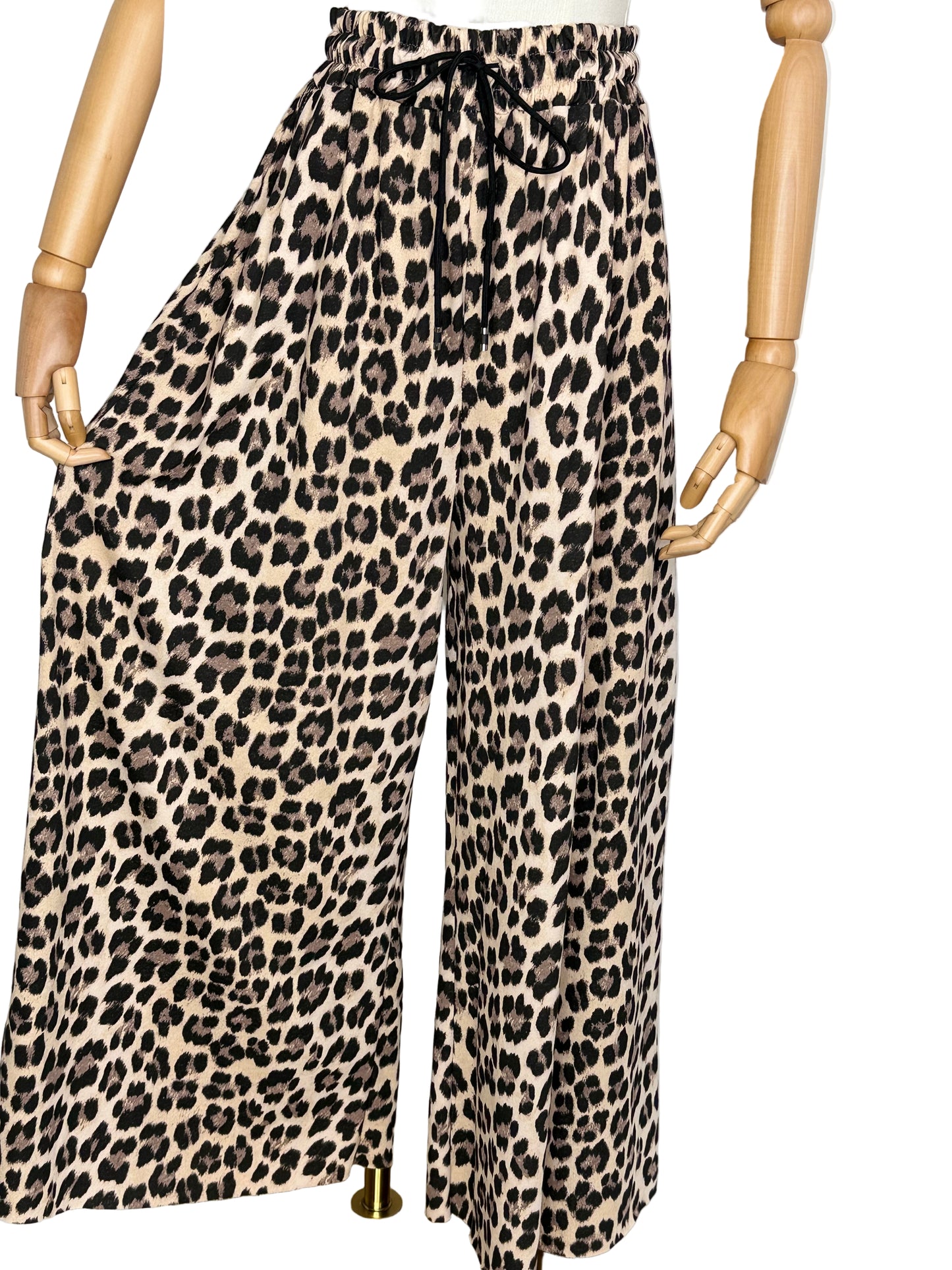 Leah Leopard print wide leg joggers