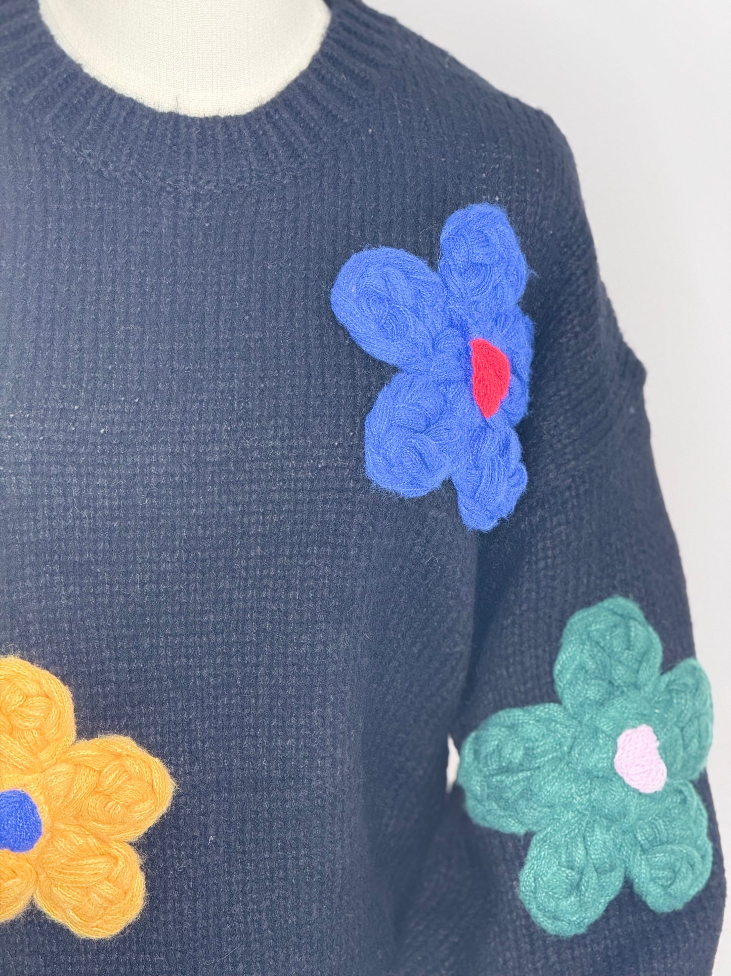 Finlay Flower Jumper Black