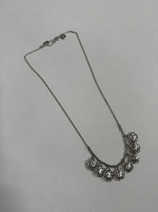 Silver rose droplet necklace